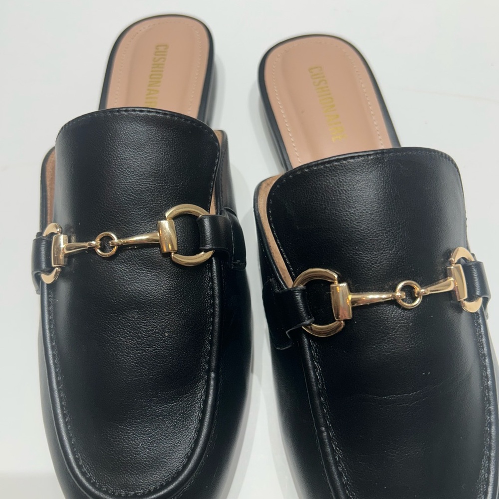 Cushionaire Black Vegan Leather Slide Loafers with Gold Bit Size 9.5 NWOT - Picture 3 of 9
